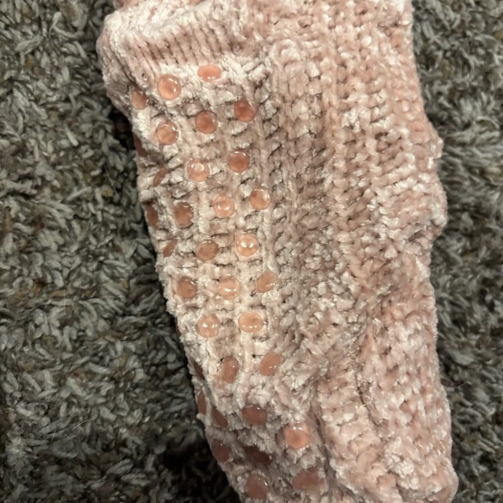 Cozy Pink Knit Slipper Socks with White Fleece Cuff